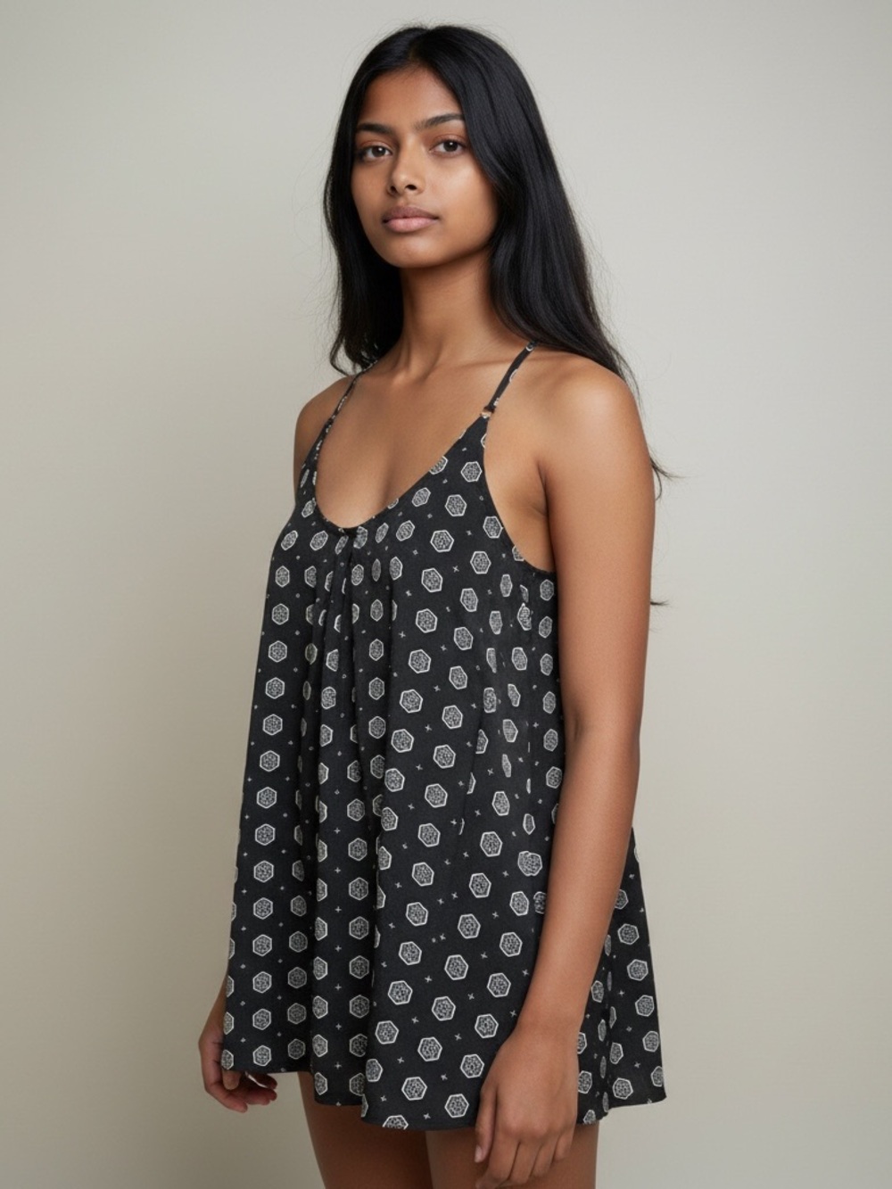 Y2K Valerie Bertinelli Black Printed Spaghetti-Strap Chemise